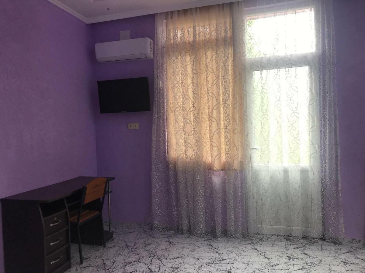 Guest House Saba Batumi Exterior photo